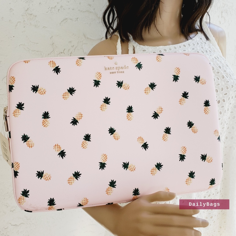🎁 BEAUTIFUL NWT KATE SPADE UNIVERSAL PRINTED LAPTOP SLEEVE PINEAPPLE PINK BAG